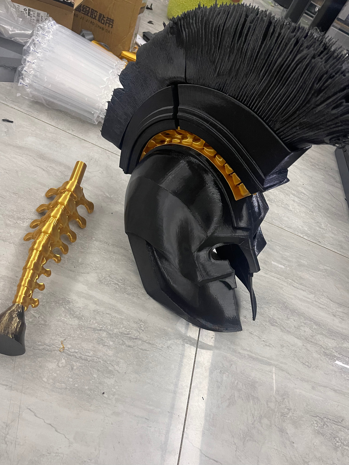 Agamemnon Greek Warrior Helmet — Wearable Corinthian Cosplay Mask with Black Crest and Gold Spine