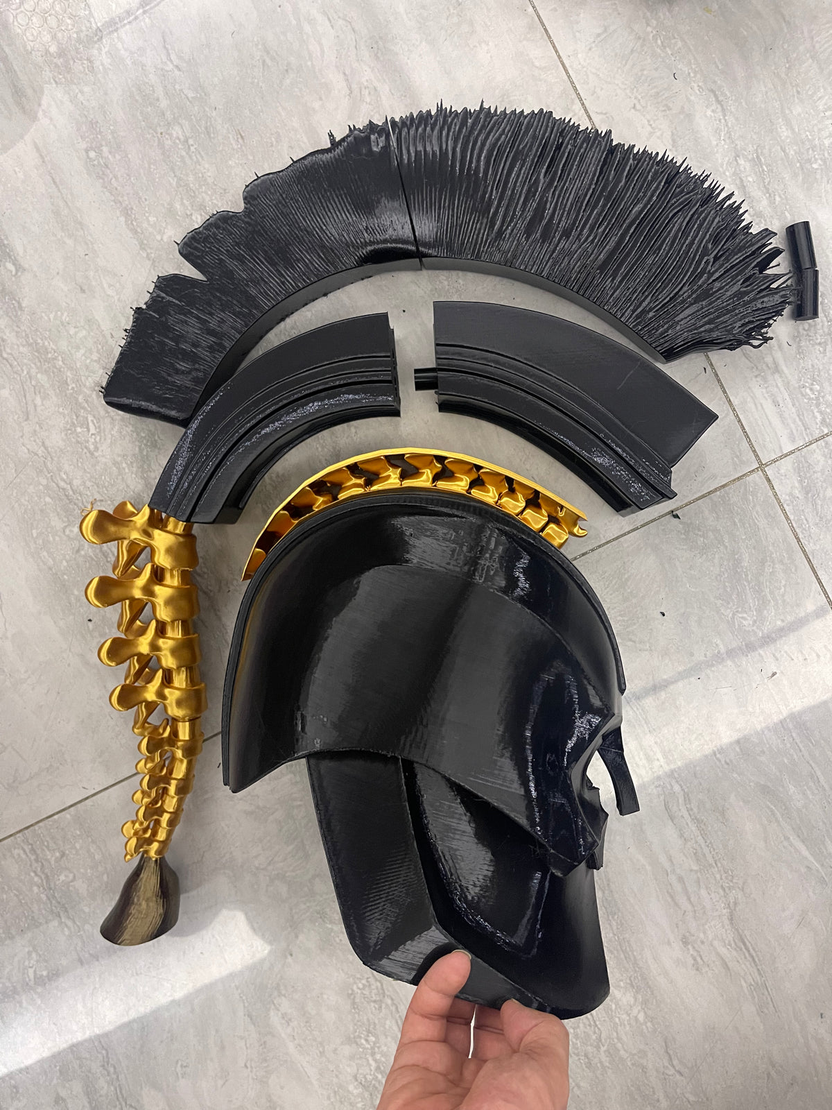 Agamemnon Greek Warrior Helmet — Wearable Corinthian Cosplay Mask with Black Crest and Gold Spine
