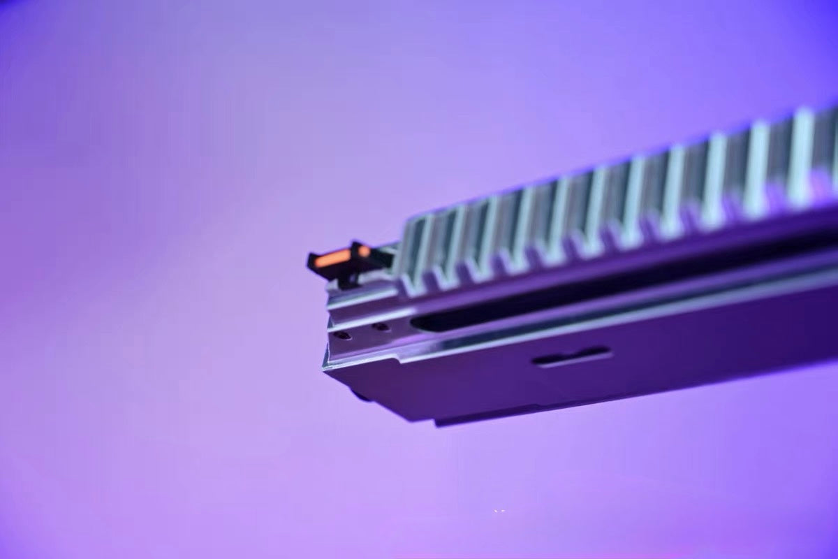 1:1 High-Caliber Revolver Prop | Rotating Cylinder Cosplay Replica