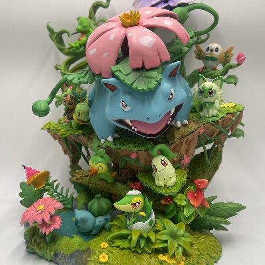 Ultimate Grass Monster Legacy Diorama