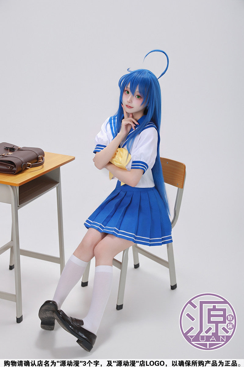 DTM-07 hero_seated_full_outfit