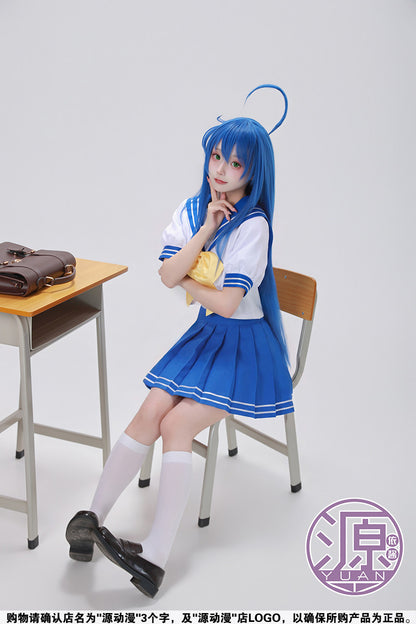 DTM-07 hero_seated_full_outfit