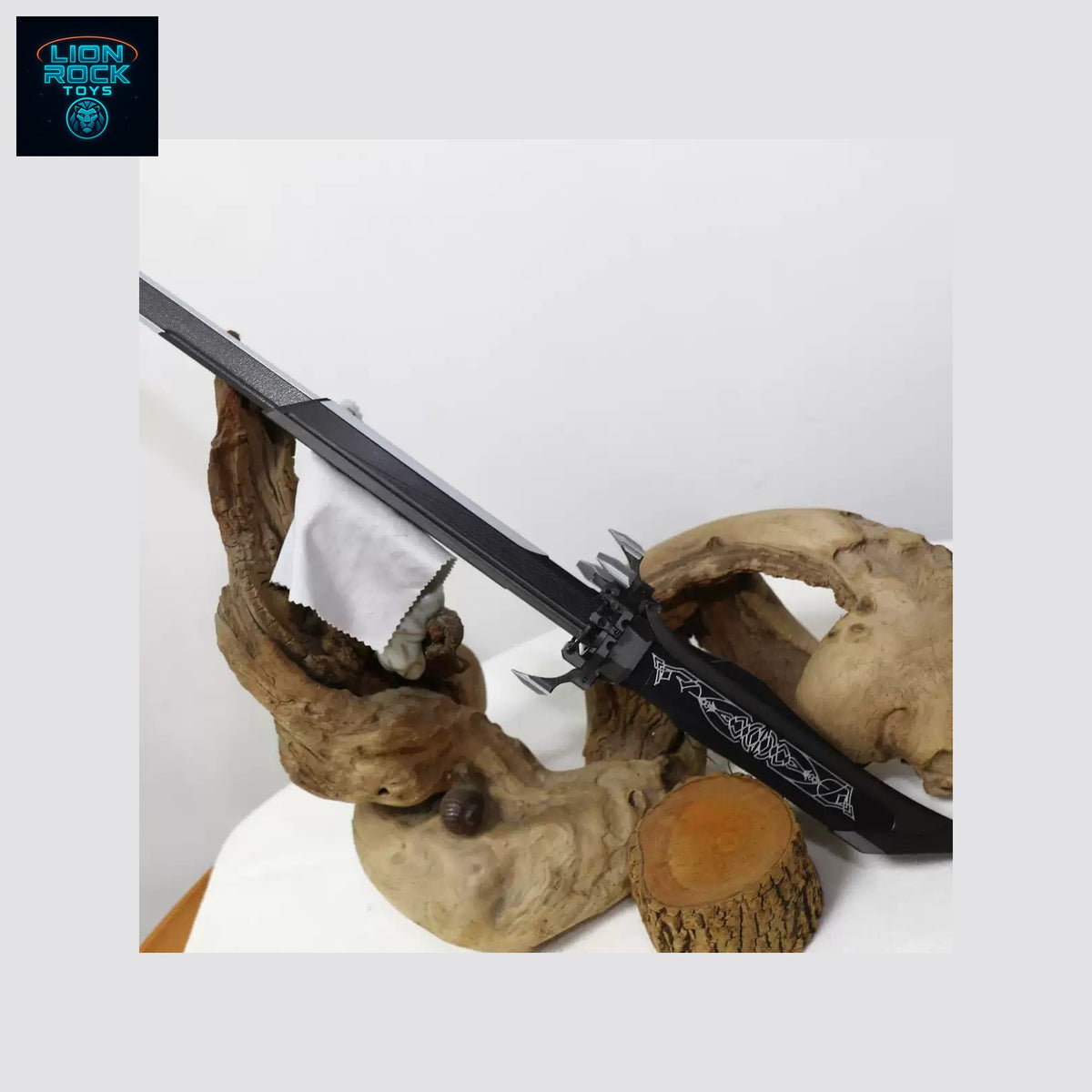 Folding Arm Blade Prop Replica — Engraved Steel-Look Cosplay Sword, Collapsing Mechanism Display Piece