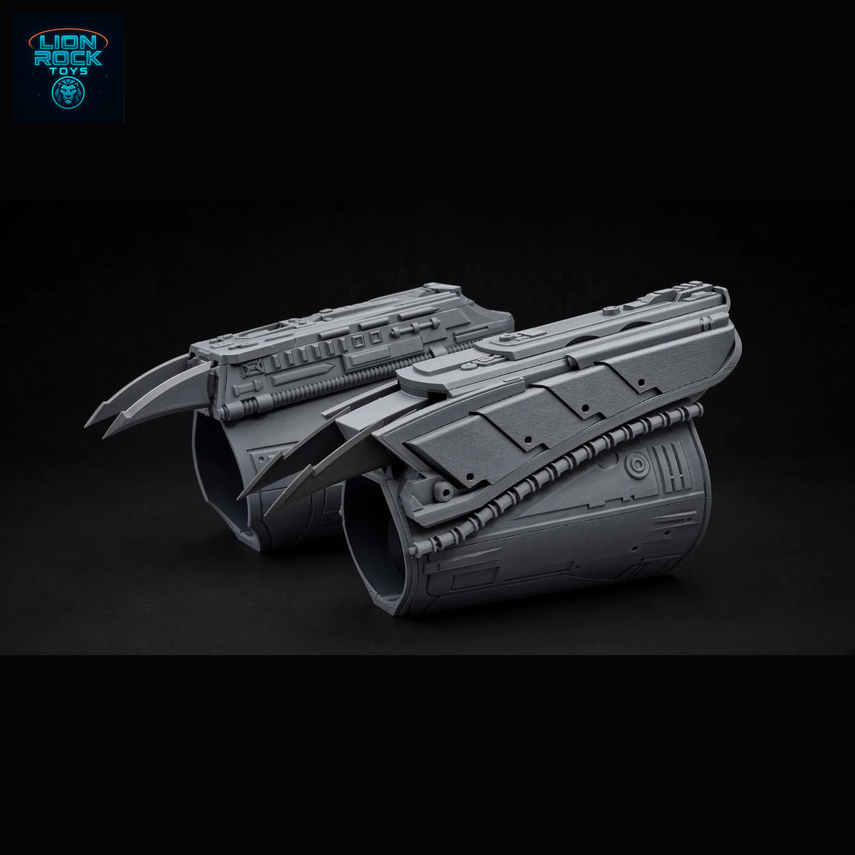 Predator Motorized Retractable Wrist Blade Gauntlet — Electric Extending Claw Cosplay Prop