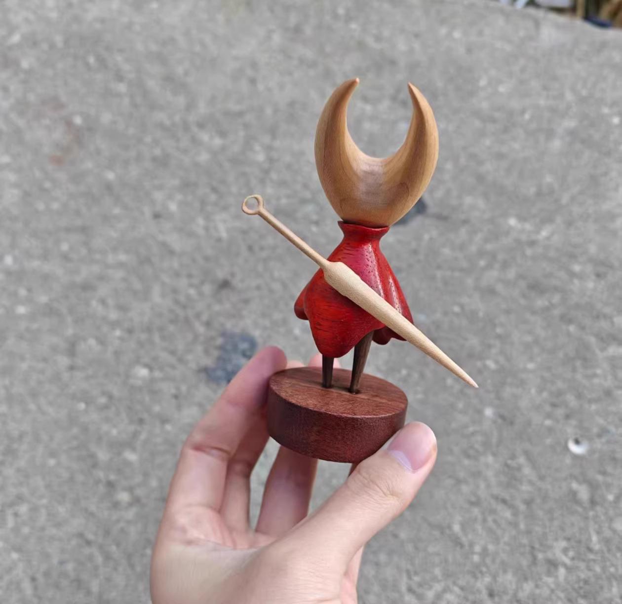 Hollow Knight Wooden Figurine - Handcrafted Hornet and Knight Wood Carving | Hallownest Indie Game Gamer Gift for Him