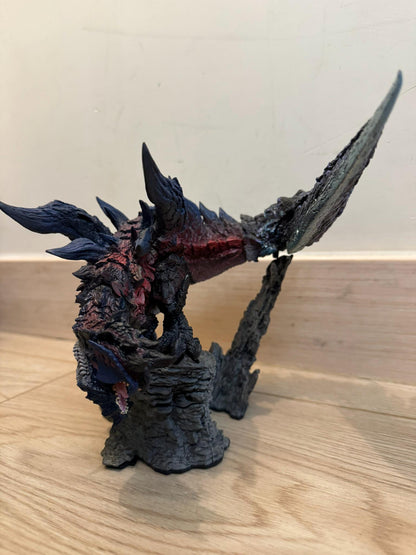 Hand-Painted Blade-Tailed Dragon Statue – Fire Wyvern Collectible Figure | Elden Ring Inspired Gamer Shelf Decor Gift