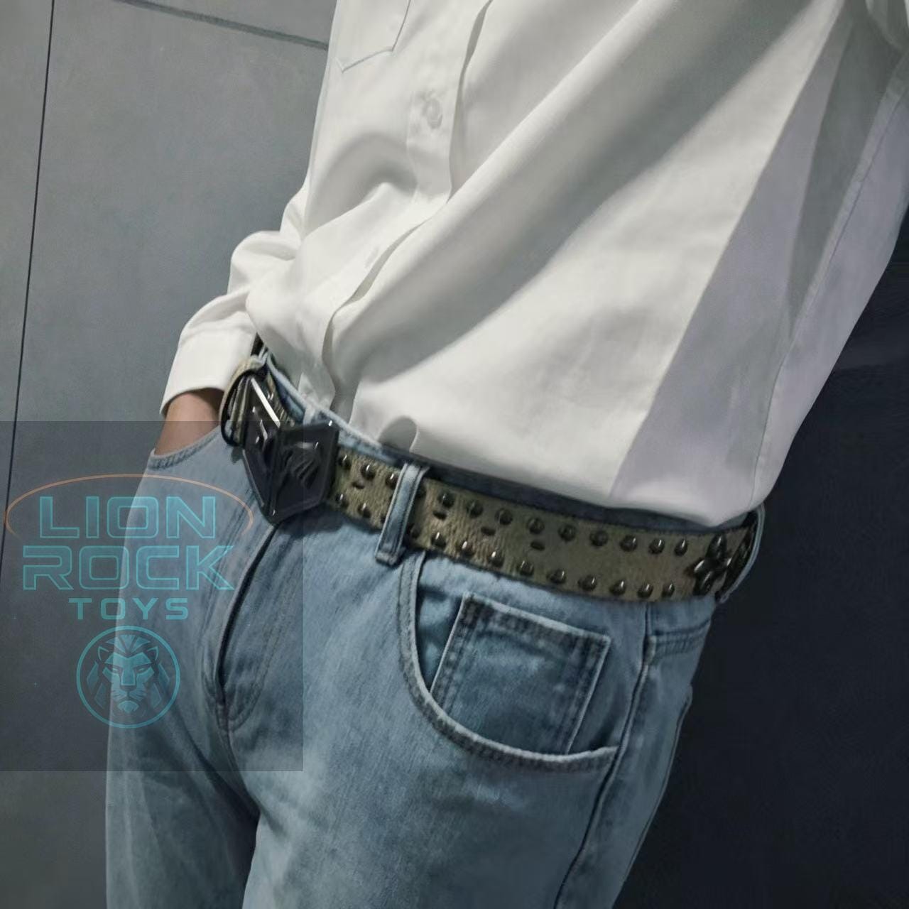 SBR Steel Ball Run Genuine Leather Belt, Tan Snakeskin Outlaw Executioner Waistband with Hand Buckle, Professional Anime Cosplay Prop