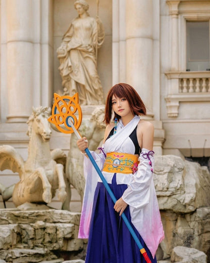 Summoner kimono cosplay set worn by a cosplayer - full length