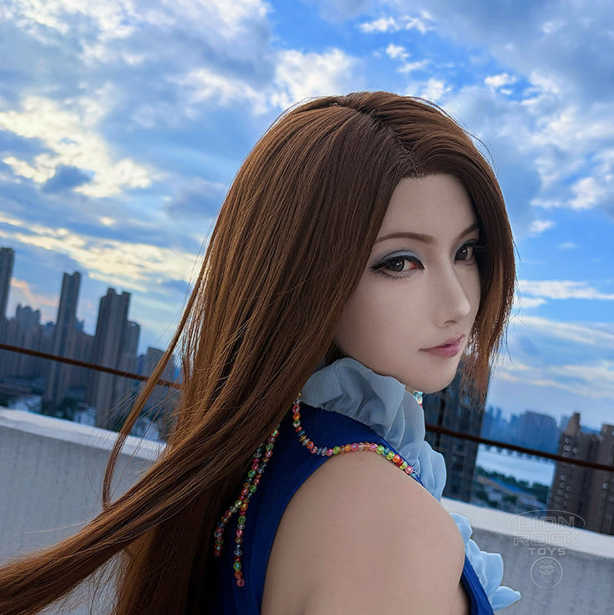 Songstress cosplay - earrings and necklace close-up