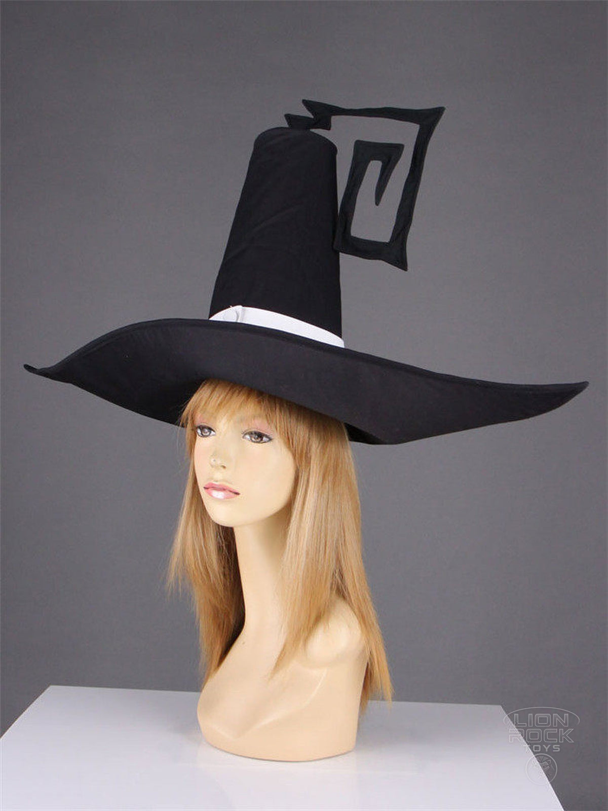 Blair witch hat