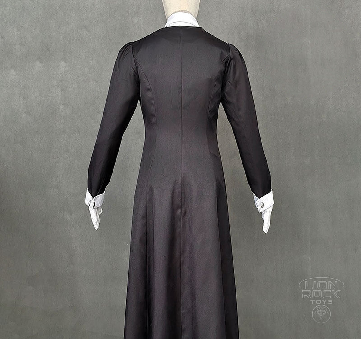 Maka trench coat - back