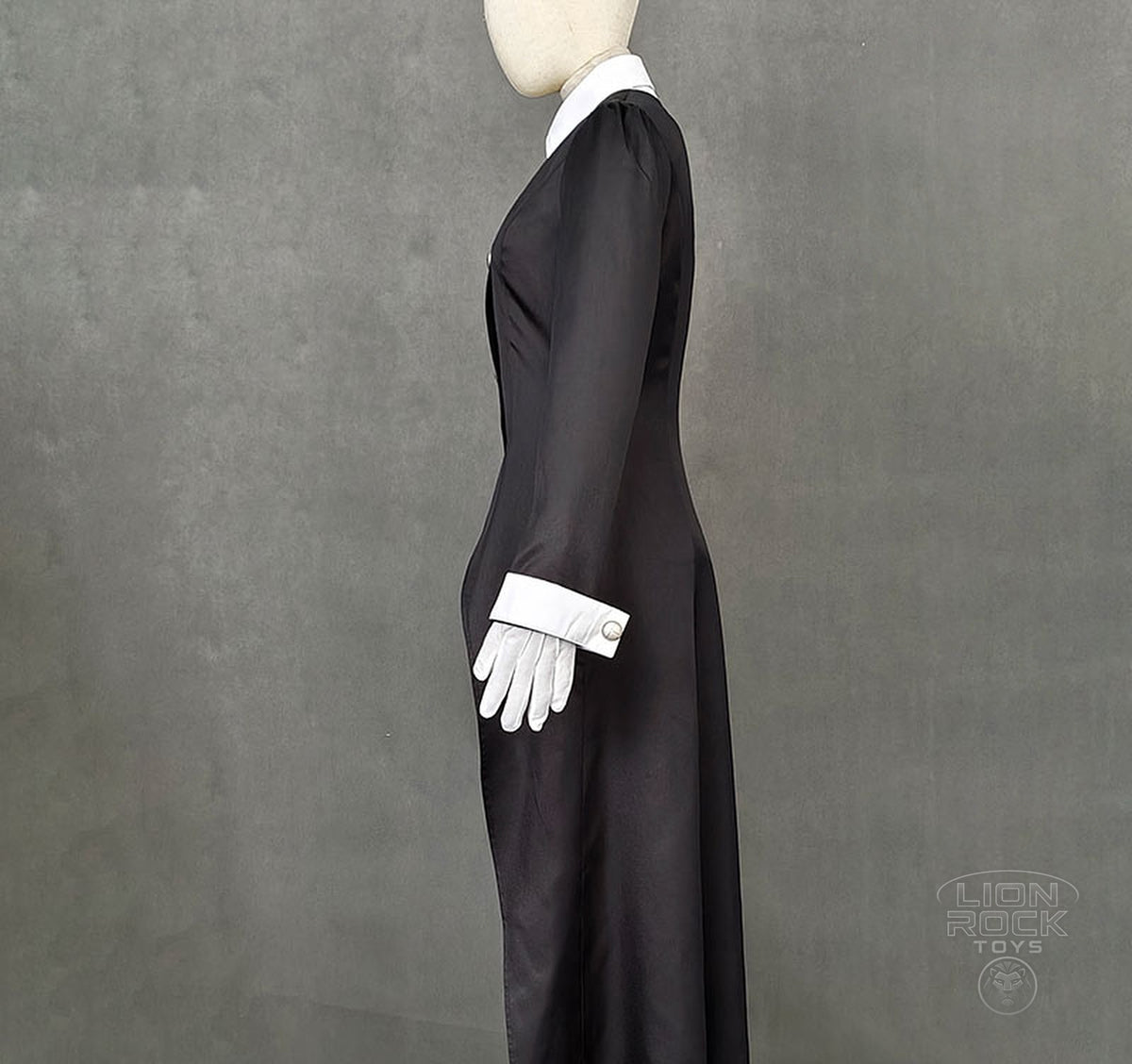 Maka trench coat - side